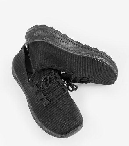 Fekete sportos Slip cipő